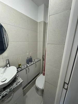 Camera de camin cu baie proprie etaj 1 - imagine 6