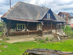 Vand casa situata pe 9 ari teren intravilan cu bucatarie si pivnita separat - imagine 2