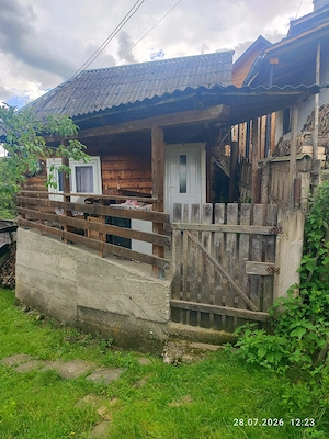 Vand casa situata pe 9 ari teren intravilan cu bucatarie si pivnita separat - imagine 3