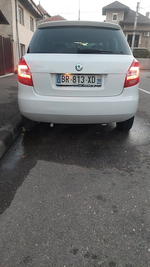 Vând Skoda Fabia An fabricație in stare foarte bună 2011  - imagine 5