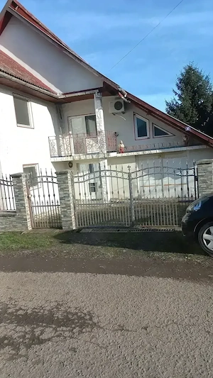 Vând vilă, căsuța și teren în Coltau  - imagine 2