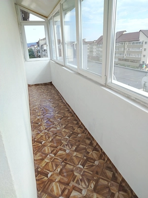 Vand apartament 2 camere decomandat - imagine 7