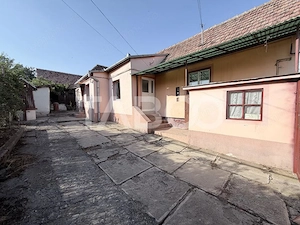 Casa individuala 500 mp teren deschidere 13 m Sura mare Sibiu - imagine 2