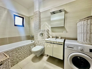 Apartament de vanzare cu 3 camere, etajul intai, Dumbravita - imagine 9
