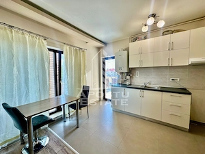 Apartament de vanzare cu 3 camere, etajul intai, Dumbravita - imagine 4