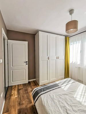 Apartament cu 3 camere / zona Gheorghe Lazar - imagine 12