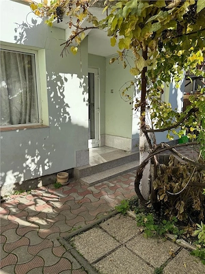 Casa tip duplex in zona centrala, 4 camere, mobilata complet, pret foarte bun