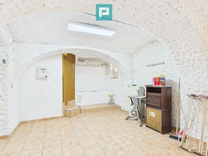 Spațiu comercial  de 29 mp cu vad ultracentral - imagine 3
