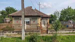 Casa De Vanzare Piscolt Jud. Satu Mare - imagine 2