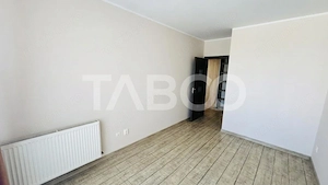 Apartament de vanzare 3 camere lift parcare bloc nou City Residence  - imagine 4