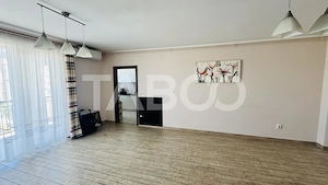 Apartament de vanzare 3 camere lift parcare bloc nou City Residence  - imagine 6