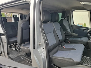 Opel Vivaro 2018 , 8+1 locuri Model lung  - imagine 7