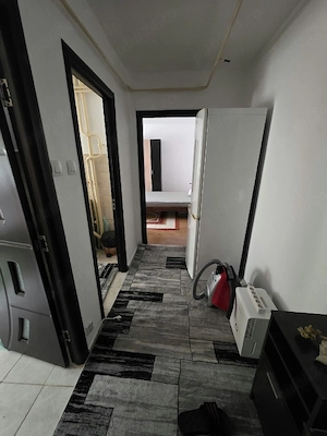 Persoana fizica, inchiriez apartament cu o camera - imagine 4