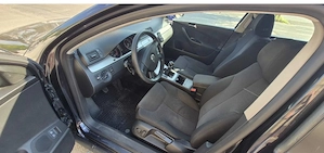 VW Passat B 6 2.0 TDI CR 4 Motion - imagine 8