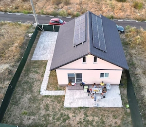 Casă primitoare de vânzare în Ghioroc - imagine 4