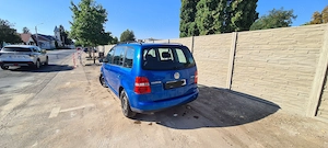 Vand masina vw touran 1.6 Fsi 7 locuri - imagine 4