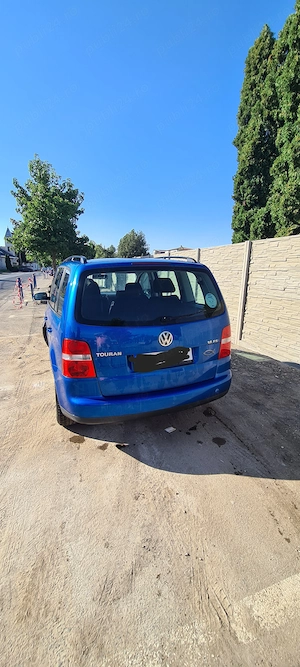 Vand masina vw touran 1.6 Fsi 7 locuri - imagine 2