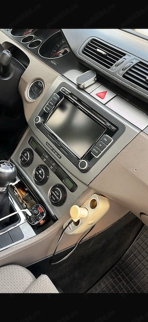Volkswagen Passat B6 1.9 TDI - imagine 4