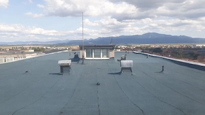 Vand apartament 3 camere - imagine 10