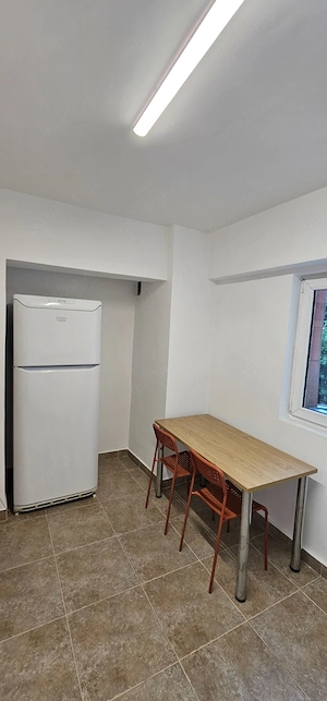 Direct Proprietar | 3 Camere Spațios | Zona Moșilor - imagine 4