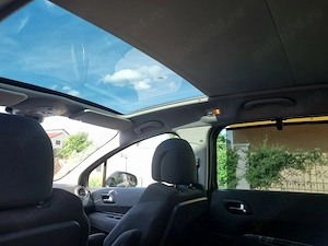 Peugeot 5008 (2013)   Benzina   Plafon panoramic - imagine 8