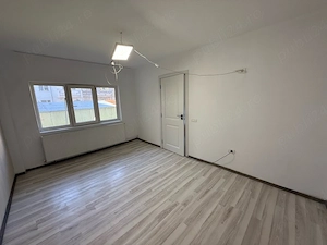 garsoniera renovata izolata - imagine 2