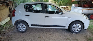 Dacia Sandero  - imagine 5