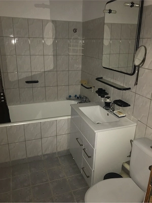 Închiriez Apartament Zamca - Str. Vișinilor - imagine 5