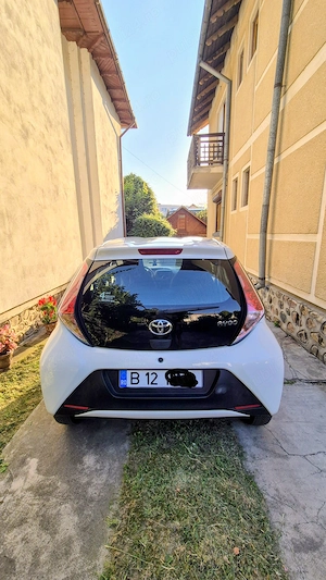 Toyota Aygo 2017   Doar 35.400 km   Stare excelentă - imagine 7