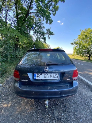 vând golf 5 2009 break întreținut super ok făcut schimburi la timp 1'9 tdi actele valabil2400 e neg  - imagine 5