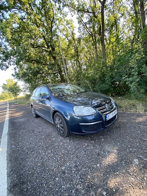 vând golf 5 2009 break întreținut super ok făcut schimburi la timp 1'9 tdi actele valabil2400 e neg  - imagine 9