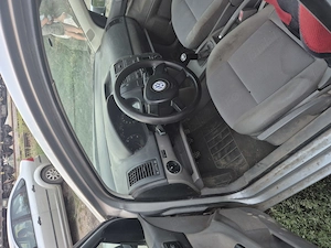 Vând Volkswagen polo 1.4 benzină  - imagine 5