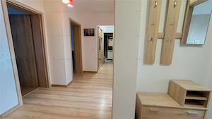 Apartament 3 camere | decomandat | parcare si boxa | Tractorul - imagine 11