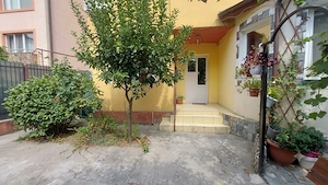 STUDIO renovat | Curte Proprie 16m | Aproape de metrou si SCOALA| PET FRIENDLY  - imagine 3