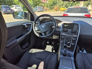Volvo XC60 D3 Start Stop Kinetic - imagine 5