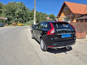 Volvo XC60 D3 Start Stop Kinetic - imagine 8