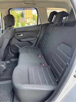 Dacia Duster Prestige 1.6 Benzina 4x4 - imagine 8