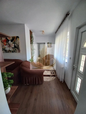 Apartament spațios la casă, curte & parcare – zona Mehala - imagine 4