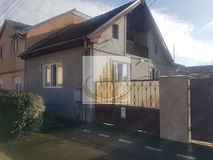 Casă individuală 3 cam, terasă, beci și 2 garaje – Mehala