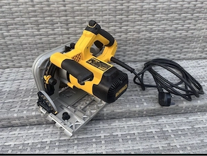 circular dewalt cu plonjare DWS520