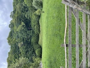 Teren 4040 mp Lunca Gârtii (Stoenești - Dragoslavele), teren în plan drept , curent la poartă, desch