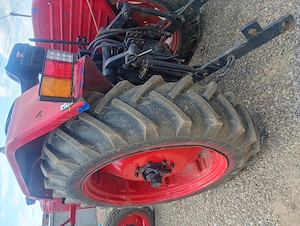 Tractor universal 650 - imagine 5