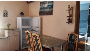 Ofer spre inchiriere garsonieră la casă-zona Gării Mari - imagine 3