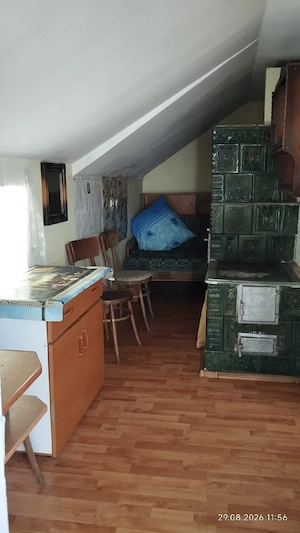 Casa bătrânească locuibila  de vanzare - imagine 9