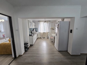 4 camere Piatra-Neamt Piața Mărăței  - imagine 8