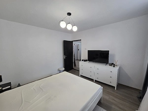 4 camere Piatra-Neamt Piața Mărăței  - imagine 2