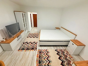Prima chirie, garsoniera in Podul de Piatra