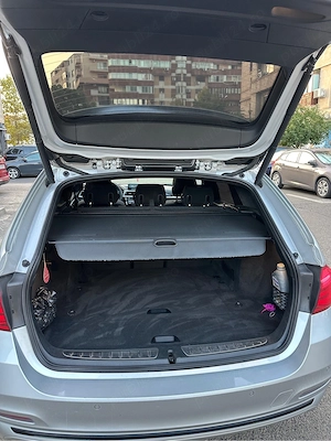 BMW Seria 3 318d Aut.  - imagine 7