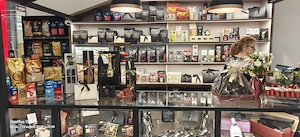 Angajam la insula in City Mall!