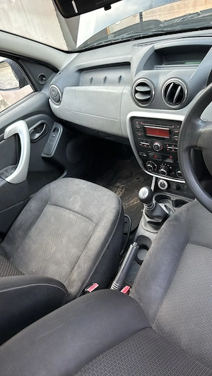 Dacia Duster 4x4 2013 1.5 diesel     - imagine 7